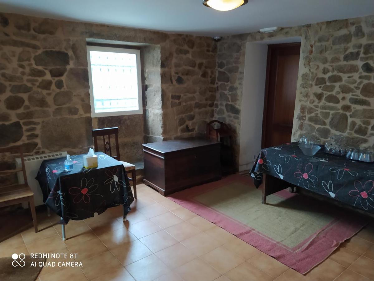 Pension - Albergue De Logrosa Negreira Exteriör bild