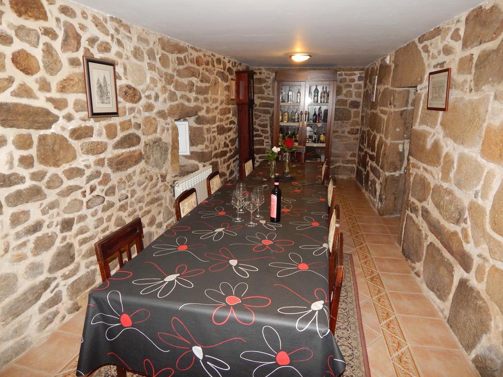Pension - Albergue De Logrosa Negreira Exteriör bild