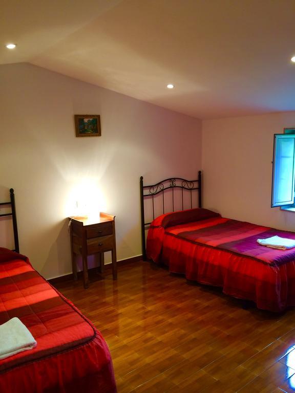 Pension - Albergue De Logrosa Negreira Exteriör bild