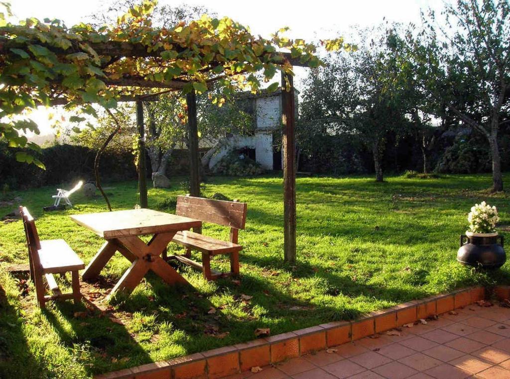 Pension - Albergue De Logrosa Negreira Exteriör bild